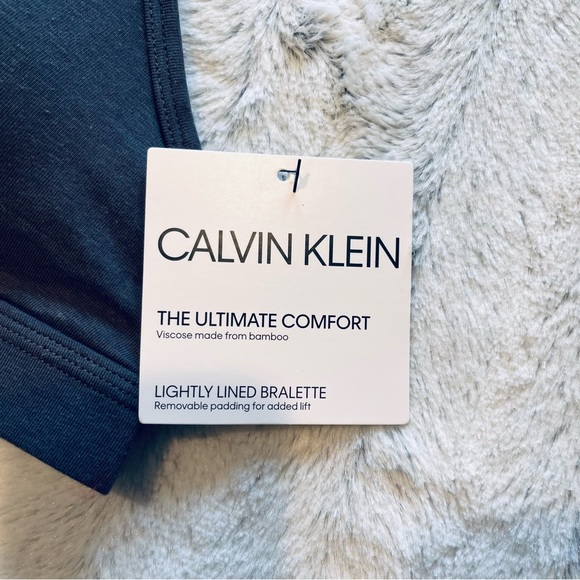 Calvin Klein The Ultimate Comfort Lighty Lined Bralette - Picture 5 of 6